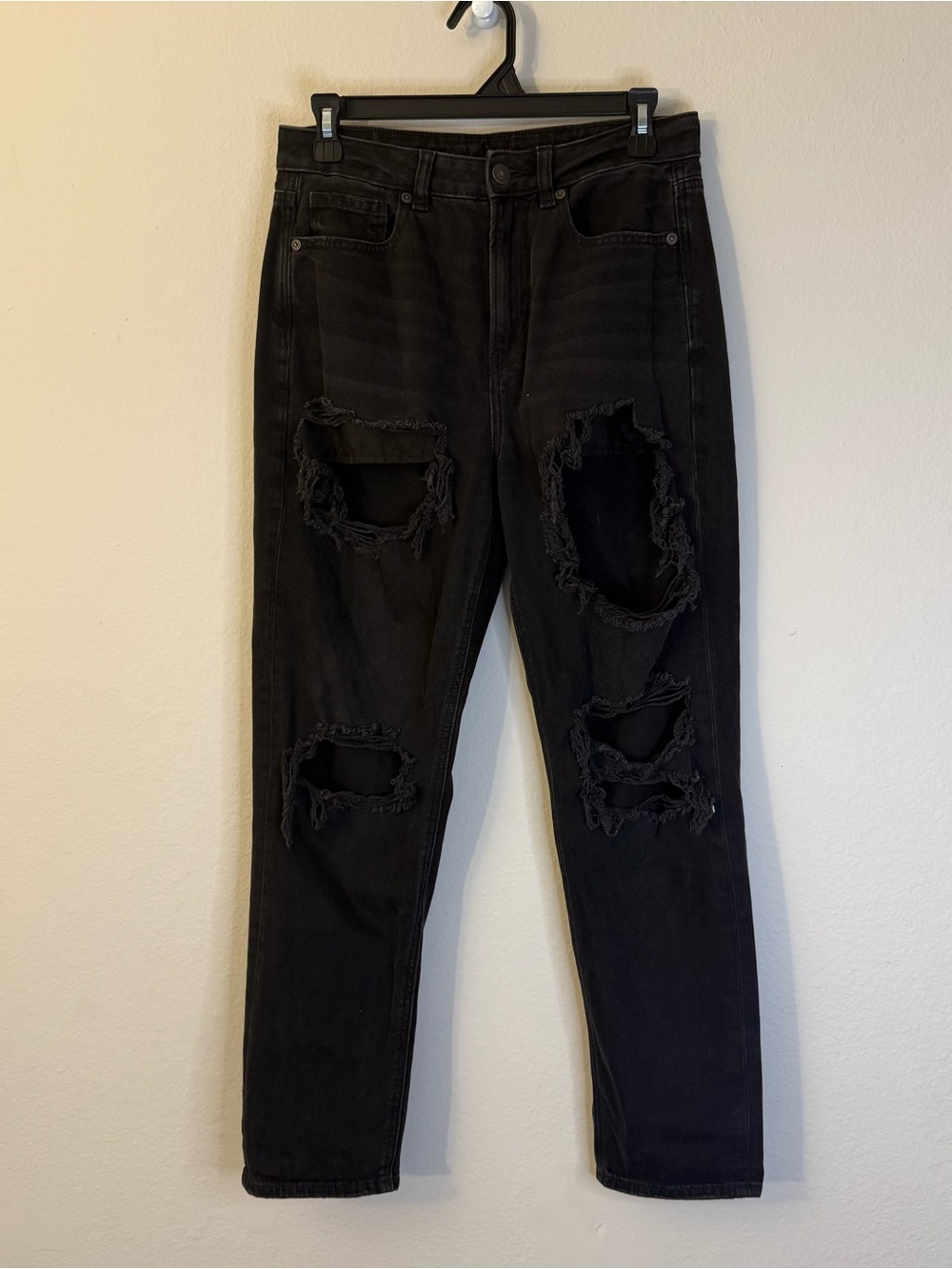 American Eagle Outfitters Black Distressed Mom Jeans
